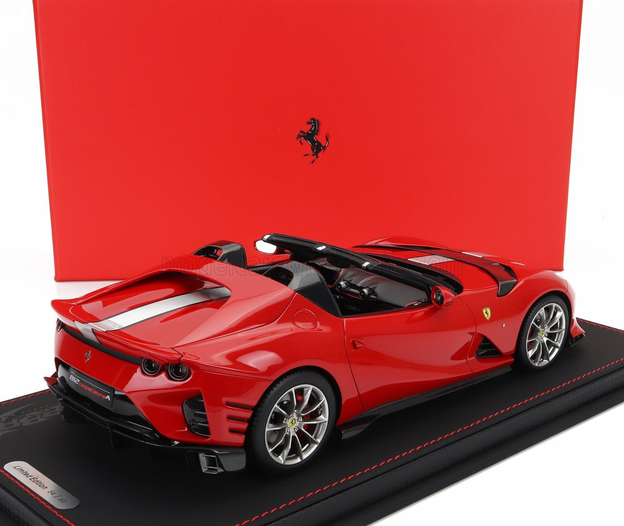 FERRARI | 812 COMPETIZIONE A SPIDER 2022 - CON VETRINA - MIT VITRINE