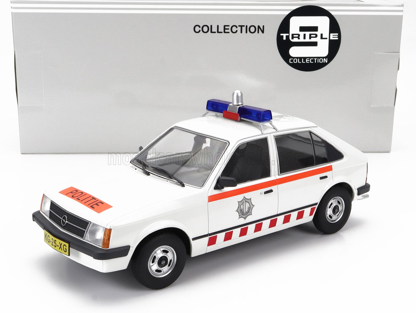 Voiture miniature de police blanche avec bandes orange, gyrophares bleus et décalque 'POLITE' — Vroomi
