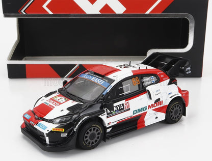 Modellino in scala 1/43 di un'auto da rally Toyota con scatola, ora disponibile su Vroomi per i collezionisti.