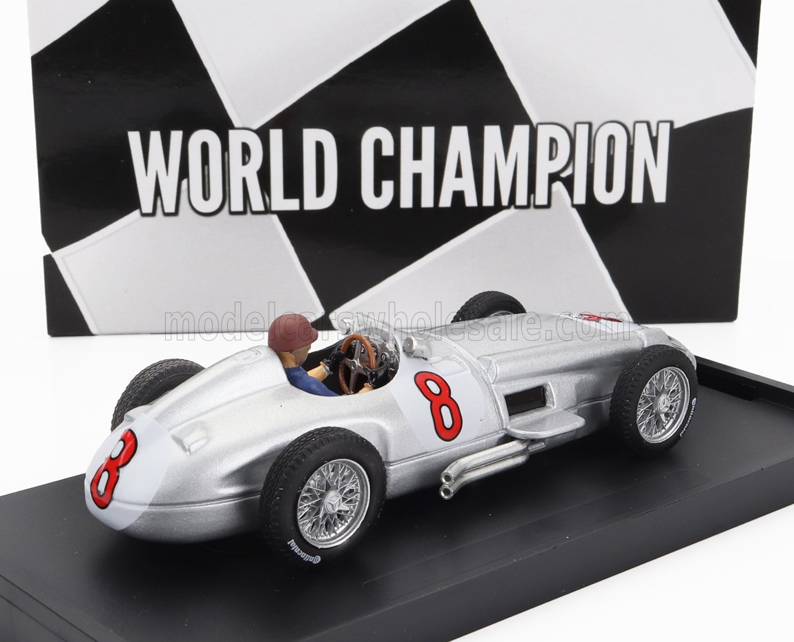 MERCEDES BENZ - F1 W196 N 8 WORLD CHAMPION WINNER DUTCH GP 1955 JUAN MANUEL FANGIO - WITH DRIVER FIGURE - SILVER Scale model car on Vroomi