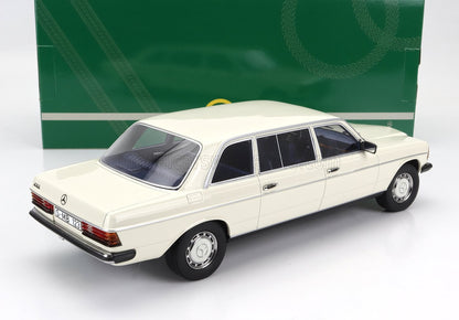 MERCEDES BENZ - CLASE E 250 W123 LANG LIMUSINA 1978 - BLANCO Maqueta de coche en Vroomi