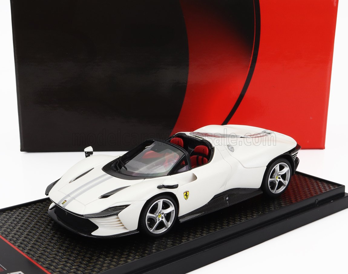 FERRARI | DAYTONA SP3 OPEN ROOF ICONA 2022