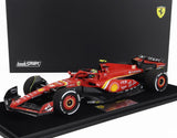 FERRARI | F1 SF-24 TEAM SCUDERIA FERRARI N 38 7. SAUDI ARABIA GP 2024 OLIVER BEARMAN - CON VETRINA - MIT SCHAUKASTEN | SCHWARZ