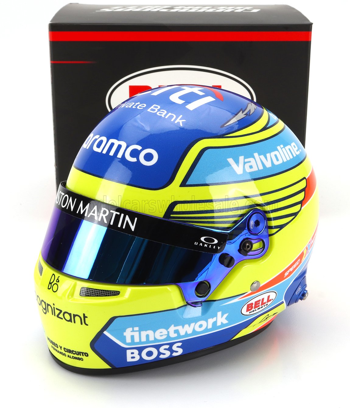 Fernando Alonso's racing helmet scale model car collectible at Vroomi
