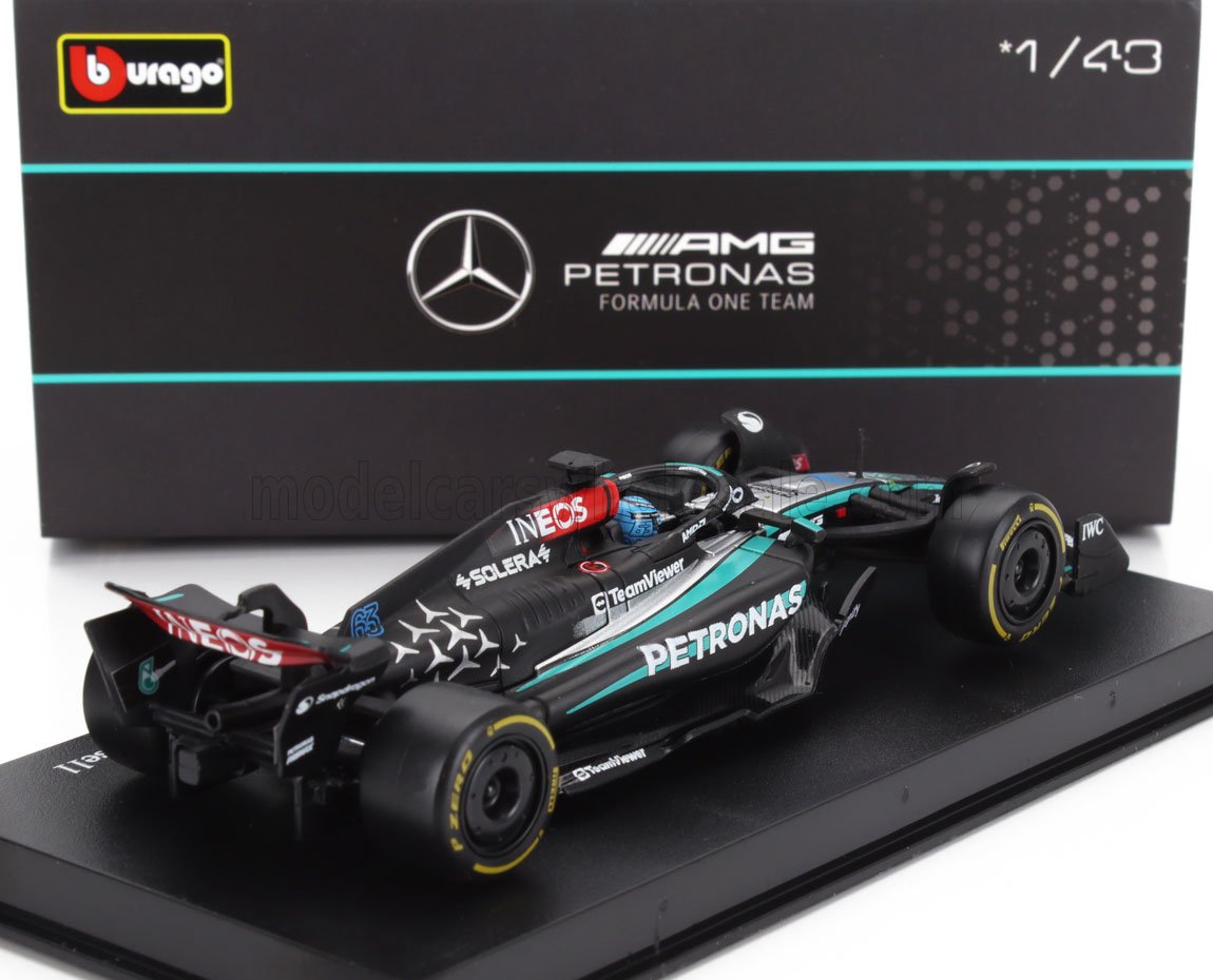 MERCEDES GP | F1  W15 EQ PERFORMANCE TEAM AMG PETRONAS MOTORSPORT N 63 SEASON 2024 GEORGE RUSSELL - WITH PILOT AND SHOWCASE