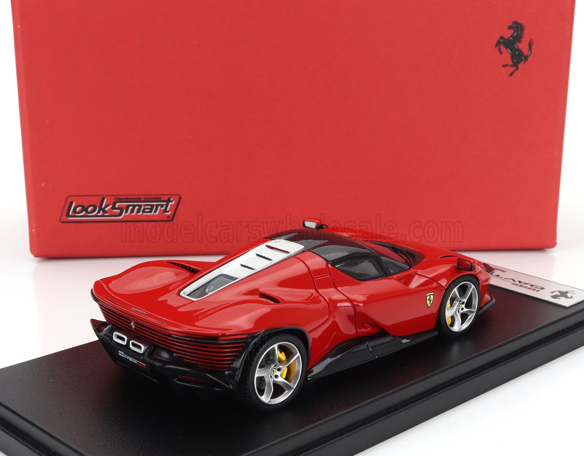 FERRARI | DAYTONA SP3 GESCHLOSSENES DACH 2022