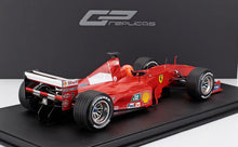 FERRARI - F1  F2000 N 3 WORLD CHAMPION WINNER JAPAN SUZUKA GP (with pilot figure) 2000 MICHAEL SCHUMACHER - RED WHITE