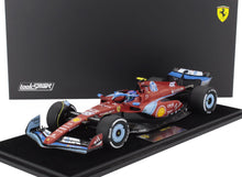 FERRARI | F1  SF-24 TEAM SCUDERIA FERRARI N 55 5th MIAMI GP 2024 CARLOS SAINZ - CON VETRINA - WITH SHOWCASE
