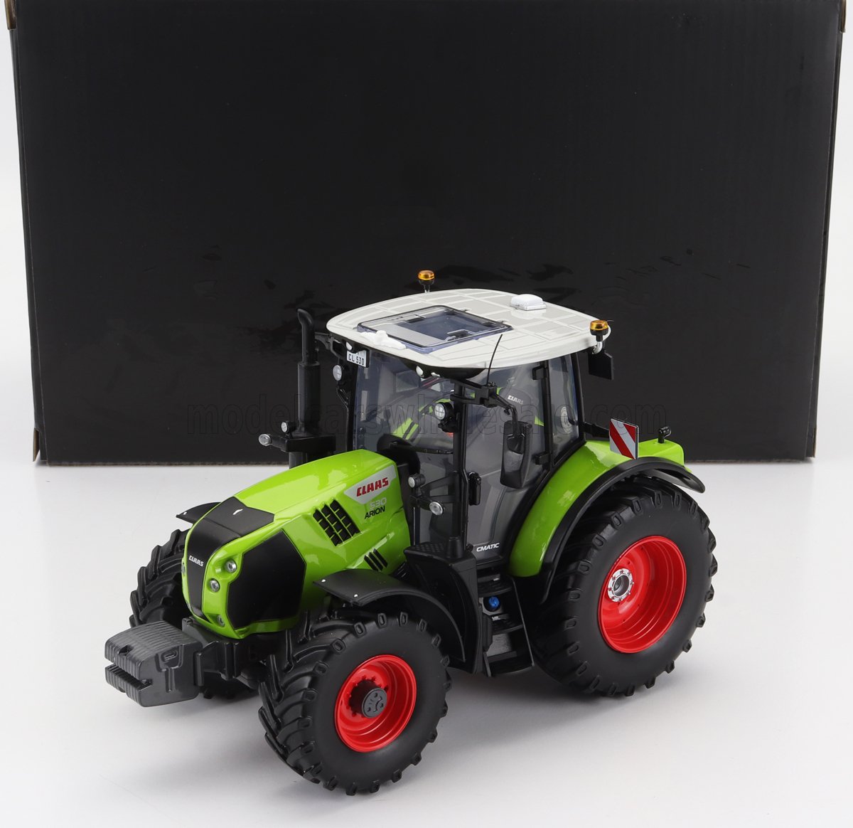 CLAAS Arion 530 Tractor 2020 Light Green Universal Hobbies 1:32 scale model