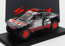 AUDI | Q E-TRON RS TEAM AUDI SPORT N 207 RALLY DAKAR 2023 CARLOS SAINZ - LUCAS CRUZ