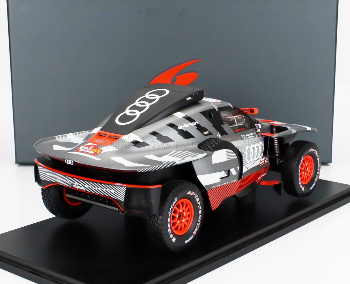 AUDI | Q E-TRON RS TEAM AUDI SPORT N 211 RALLY DAKAR 2023 MATTIAS EKSTROM - EMIL BERGKVIST
