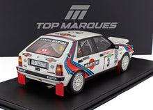 LANCIA | DELTA 4WD TEAM MARTINI RACING (night version) N 3 WINNER RALLY SANREMO 1987 MIKI BIASION - TIZIANO SIVIERO - CON VETRINA - WITH SHOWCASE