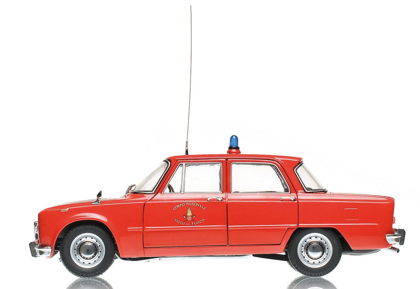ALFA ROMEO GIULIA 1300cc VIGILI DEL FUOCO 1966