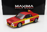 Modèle réduit Abarth rouge et jaune de la marque Maxima, présenté chez Vroomi pour les collectionneurs.
