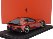 FERRARI - 12CILINDRI COUPE V12 830cv 2024 - CON VETRINA - WITH SHOWCASE - ROSSO IMOLA - RED MET