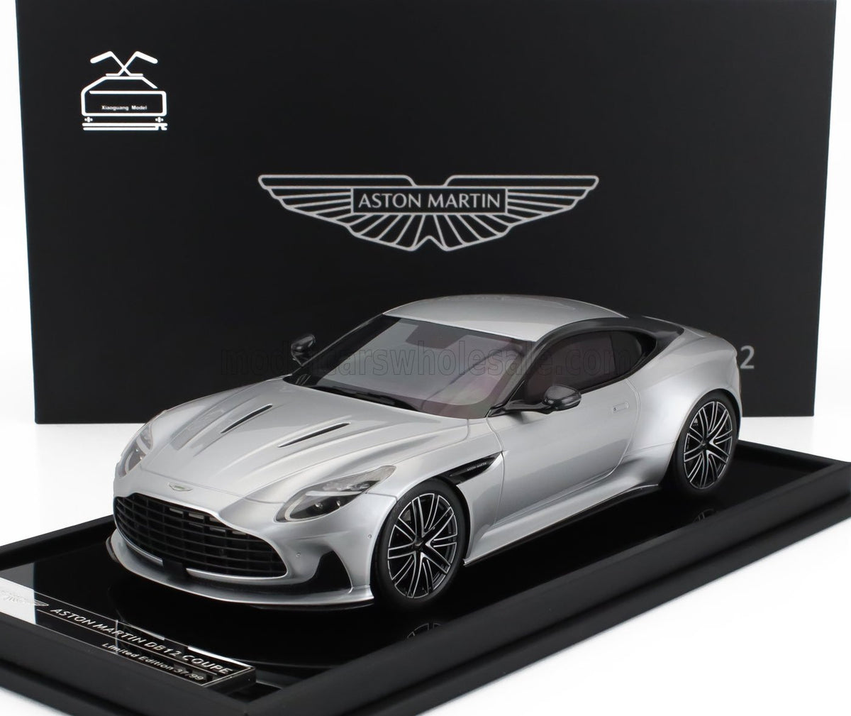 Aston Martin DB12 4.0L V8 Coupé 2023 Lightning Silver Motorhelix 1:18 scale model
