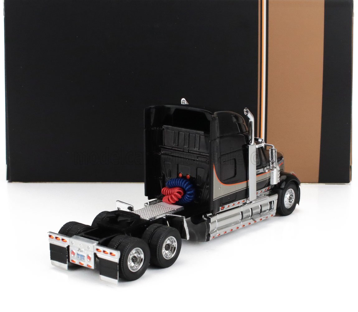 International LoneStar Tractor Truck 2010 IXO Models 1:64 scale model - image 2