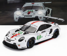 PORSCHE - 911 991-2 4.2 L TEAM PORSCHE GT N.º 91, GANADOR DE LA CATEGORÍA LMGTE PRO EN LAS 24 HORAS DE LE MANS 2022: GIANMARIA BRUNI - RICHARD LIETZ - FREDERIC MAKOWIECKI - BLANCO, GRIS, ROJO
