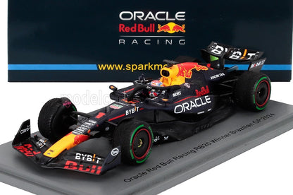 Oracle Red Bull Racing RB20 scale model car, Vroomi collector's edition with detailed decals and 2024 GP winner base.