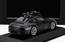 PORSCHE - 911 992-2 CARRERA COUPE WITH SKI 2024 - BLACK