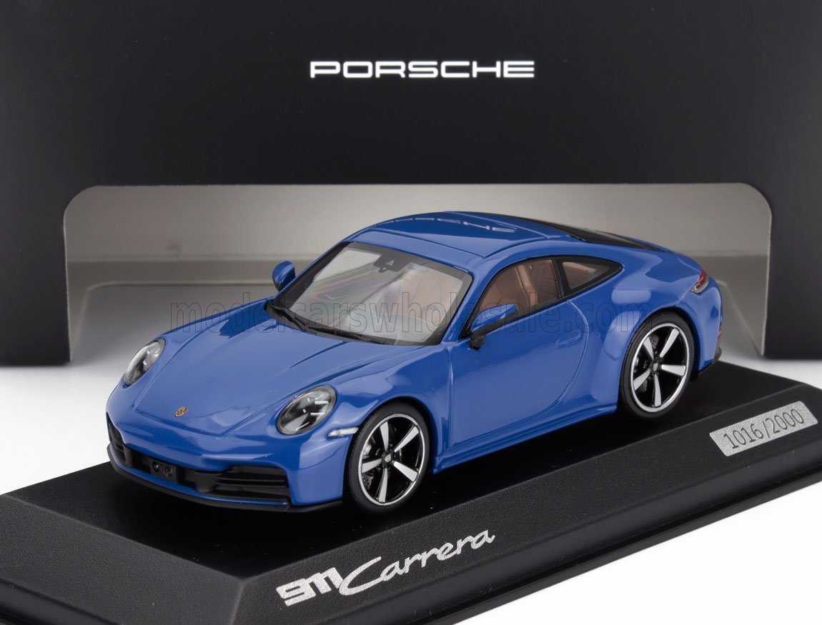PORSCHE | 911 992-2 CARRERA COUPE 2024