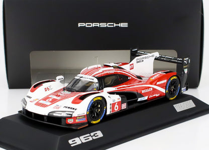 PORSCHE - 963 9RD 4,6 L TURBO V8 EQUIPO PORSCHE PENSKE MOTORSPORT N.º 6 4.º en las 24 Horas de Le Mans (POLE POSITION) 2024 KEVIN ESTRE - ANDRE LOTTERER - LAURENS VANTHOOR - ROJO BLANCO NEGRO