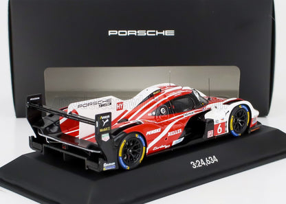 PORSCHE - 963 9RD 4,6 L TURBO V8 EQUIPO PORSCHE PENSKE MOTORSPORT N.º 6 4.º en las 24 Horas de Le Mans (POLE POSITION) 2024 KEVIN ESTRE - ANDRE LOTTERER - LAURENS VANTHOOR - ROJO BLANCO NEGRO