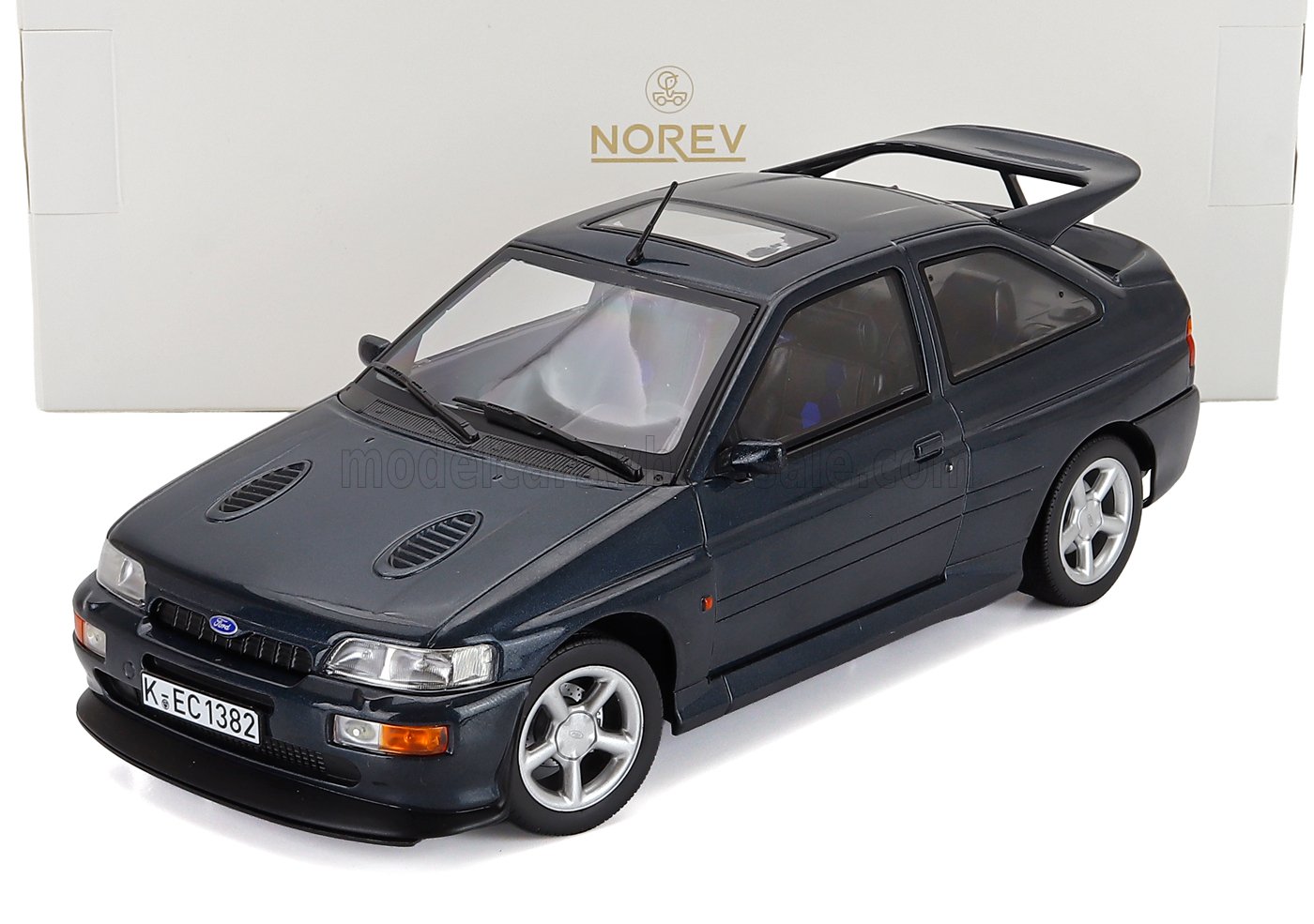 FORD ENGLAND - ESCORT COSWORTH 1992 - GREEN Scale model car on Vroomi