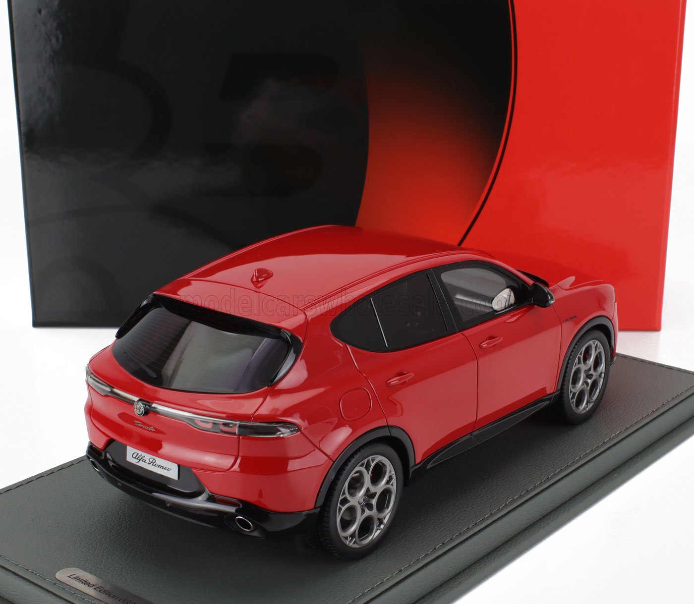 ALFA ROMEO | TONALE VELOCE PLUG-IN HYBRID 2023 - CON VETRINA - WITH SHOWCASE