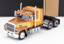 FORD USA | LTL 900 TRACTOR TRUCK 3-ASSI 1978