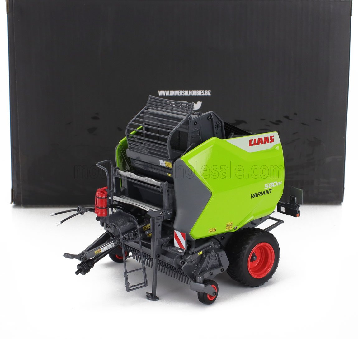 Claas Variant 580 RF Round Baler Green Grey Universal Hobbies 1:32 scale model