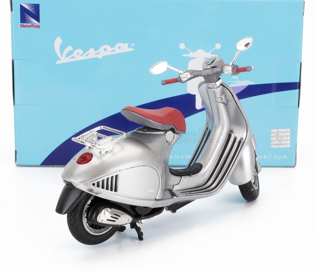 PIAGGIO - VESPA 946 BELLISSIMA 2014 - SILVER - Vroomi