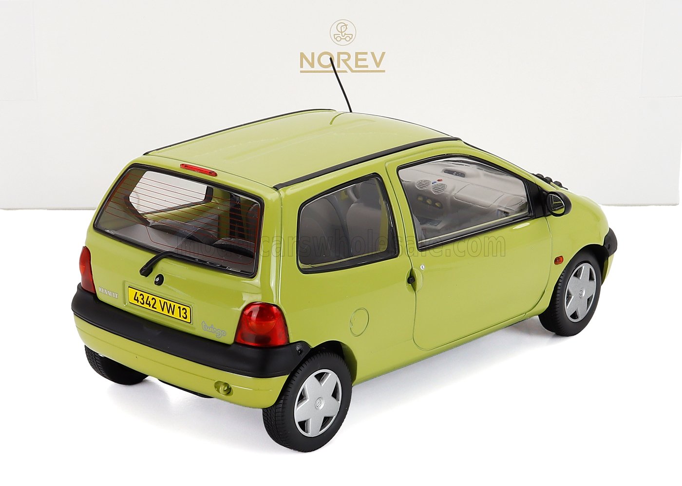 RENAULT - TWINGO 1995 - ANIS YELLOW Scale model car on Vroomi