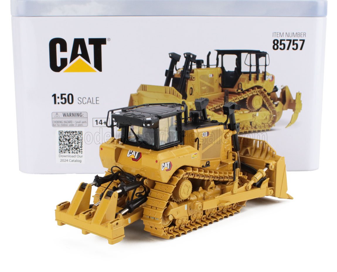 Caterpillar Cat D8 Dozer Track Type Tractor Yellow Black DM Models 1:50 scale model - image 2