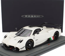 PAGANI | HUAYRA R 2021 - CON VETRINA - WITH SHOWCASE | BIANCO BENNY - BLACK