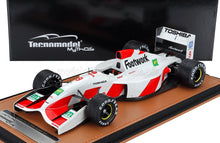FOOTWORK – F1 FA13 MUGEN HONDA Nr. 9 GP VON SPANIEN MIT REGENREIFEN 1992 MICHELE ALBORETO – WEISS-ROT