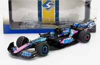 Modellino in scala Alpine F1 Team A524 con livrea GP del Brasile, con sponsor BWT e Castrol, esposto nella confezione Vroomi