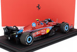 FERRARI | F1 SF-24 TEAM SCUDERIA FERRARI N 55 5. MIAMI GP 2024 CARLOS SAINZ - CON VETRINA - MIT SCHAUKASTEN
