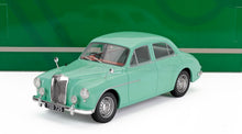 MG - MAGNETTE ISLAND 1956 - VERDE. Maqueta de coche en Vroomi