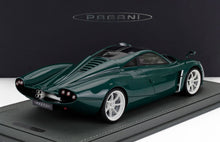 PAGANI - HUAYRA CODALUNGA 2022 - CON VETRINA - WITH SHOWCASE - BRITISH RACING GREEN
