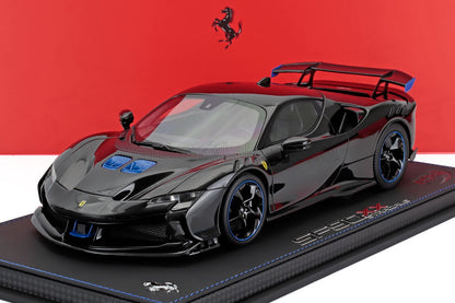FERRARI - SF90 XX STRADALE 2024 - CON VETRINA - WITH SHOWCASE - NERO DAYTONA - BLACK BLUE