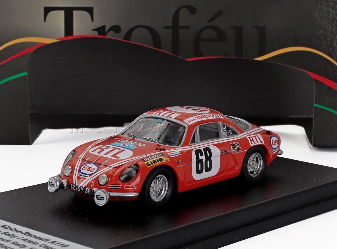 Voiture miniature Alpine-Renault A110 rouge avec livrée de course N 68, sur socle collectionneur Vroomi