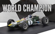 LOTUS - F1 33 N 1 CAMPIONE DEL MONDO VINCITORE DEL GP DI GERMANIA 1965 JIM CLARK - CON FIGURINA DEL PILOTA - VERDE GIALLO