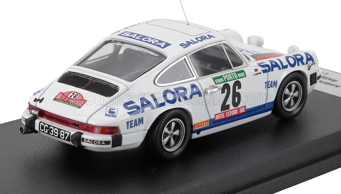 PORSCHE - 911S COUPÉ N 26 RALLYE DU PORTUGAL 1981 AMERICO NUNES - JOAO CARDOSO - BLANC - Vroomi