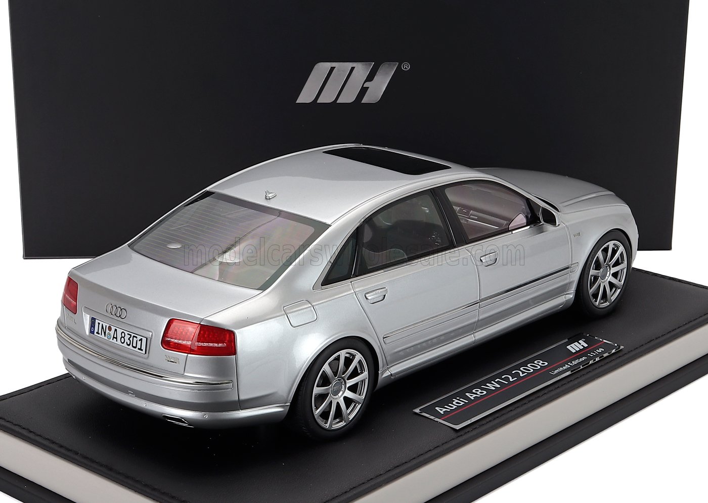 AUDI - A8 L W12 QUATTRO 2008 - ICE SILVER - Vroomi