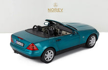 MERCEDES BENZ - CLASE SLK SLK350 CABRIOLET SPIDER 1996 - VERDE Tienda de maquetas de coches Vroomi