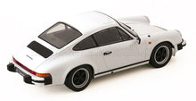 PORSCHE - 911 CARRERA COUPE 1983 - WHITE