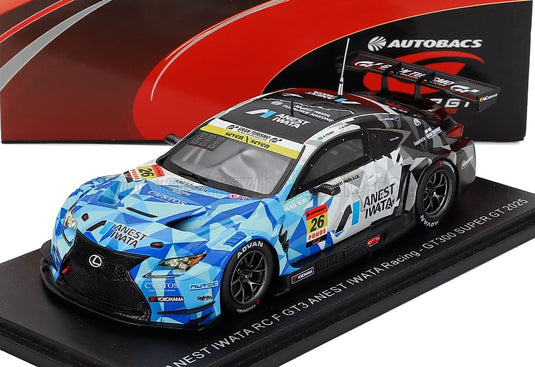 Maqueta a escala del Lexus RC F GT3 de ANEST IWATA Racing, fabricada por Vroomi; réplica detallada a escala 1/18 con decoración y base de exposición