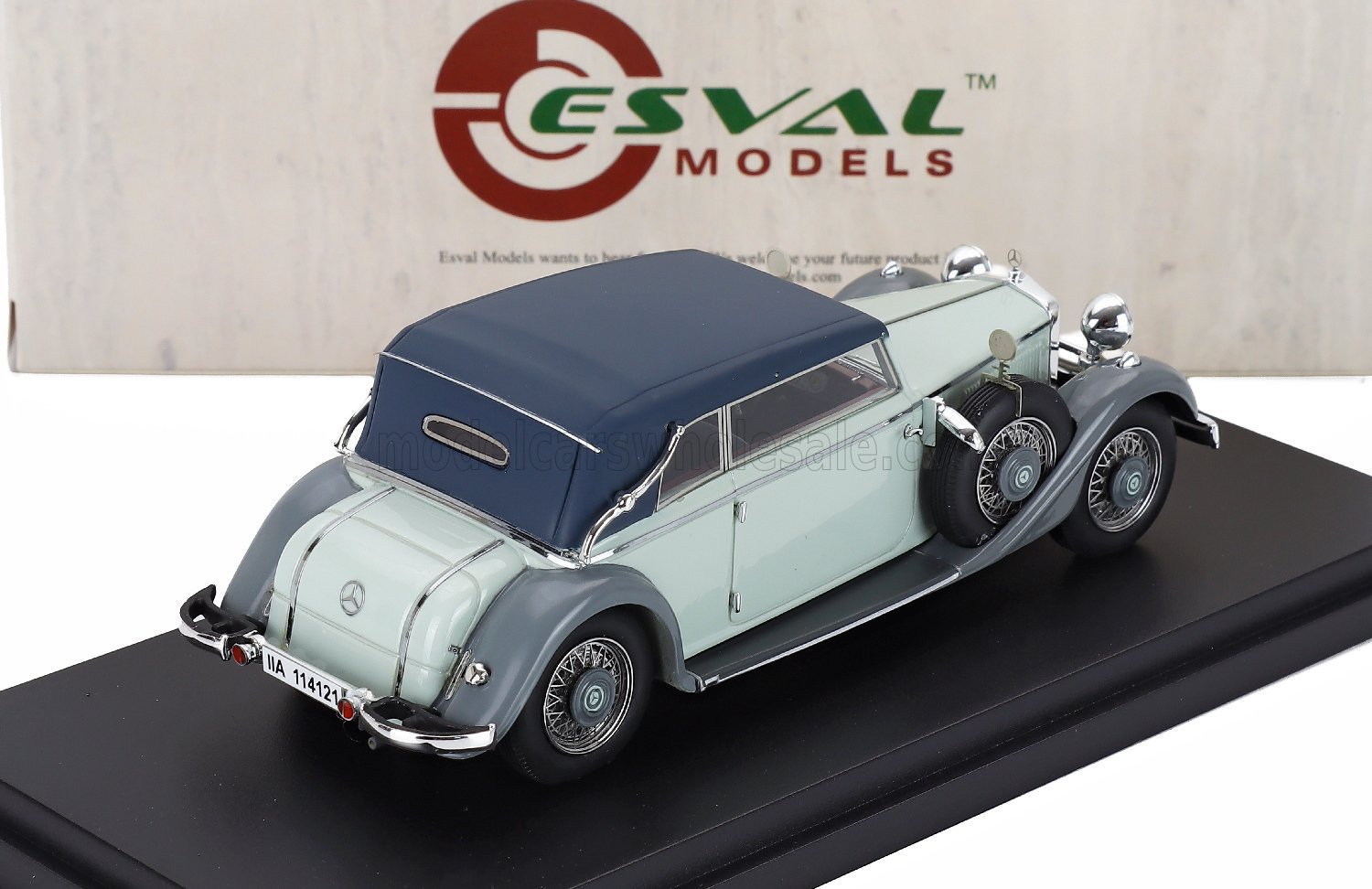 Mercedes-Benz 290 W18 D Passo Lungo Cabriolet Closed 1933 Two-Tone Grey Esval Models 1:43 scale model - image 2