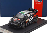 Schaalmodel van de Toyota Yaris Rally1 Hybrid door Vroomi, gedetailleerde diecast replica met racinglivrei en sponsordecals